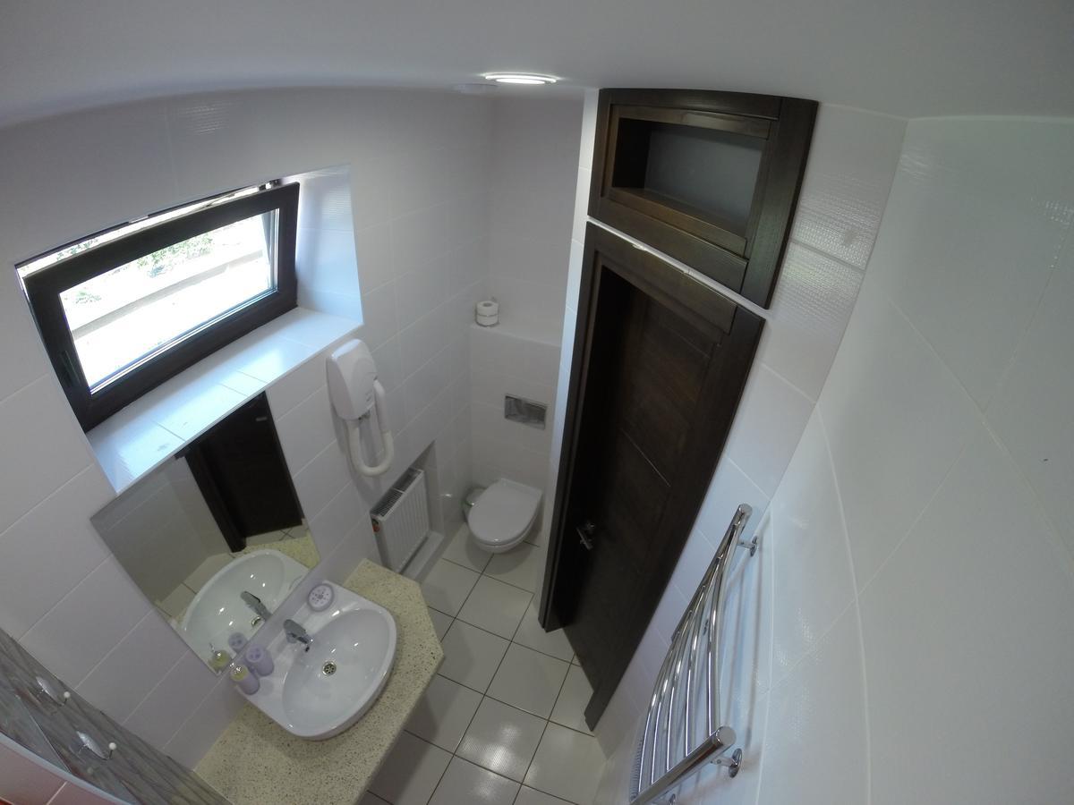 Viro Hotel Chernomorsk Exterior foto